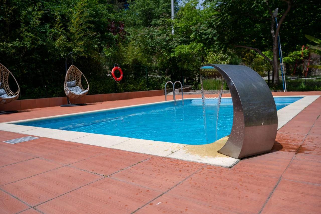 Pinhawood Villa Resende Exterior photo